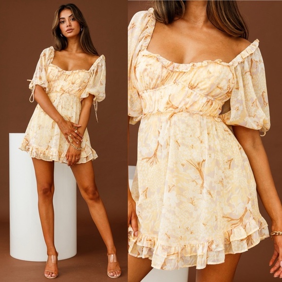 Hello Molly Puff Sleeve Ruched Bodice Dress Botanic Print Yellow sz L NWT - Picture 2 of 7